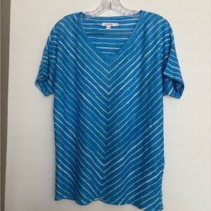 🚨 Chico’s blue striped 100% linen v-neck tee size 0 NWT🚨